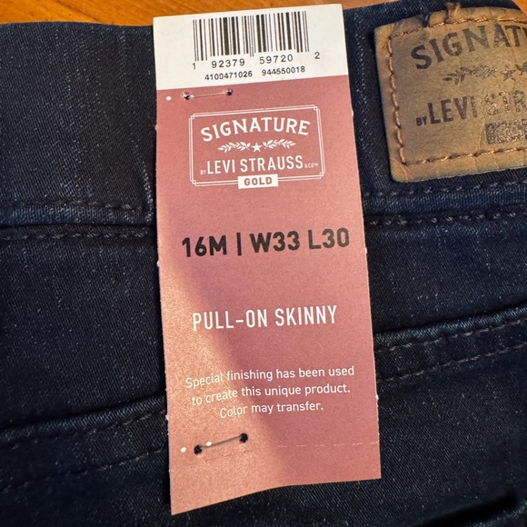 Levi’s Signature pull on jeans Women's Deep Indigo Skinny Jeans size 16 - Picture 2 of 7